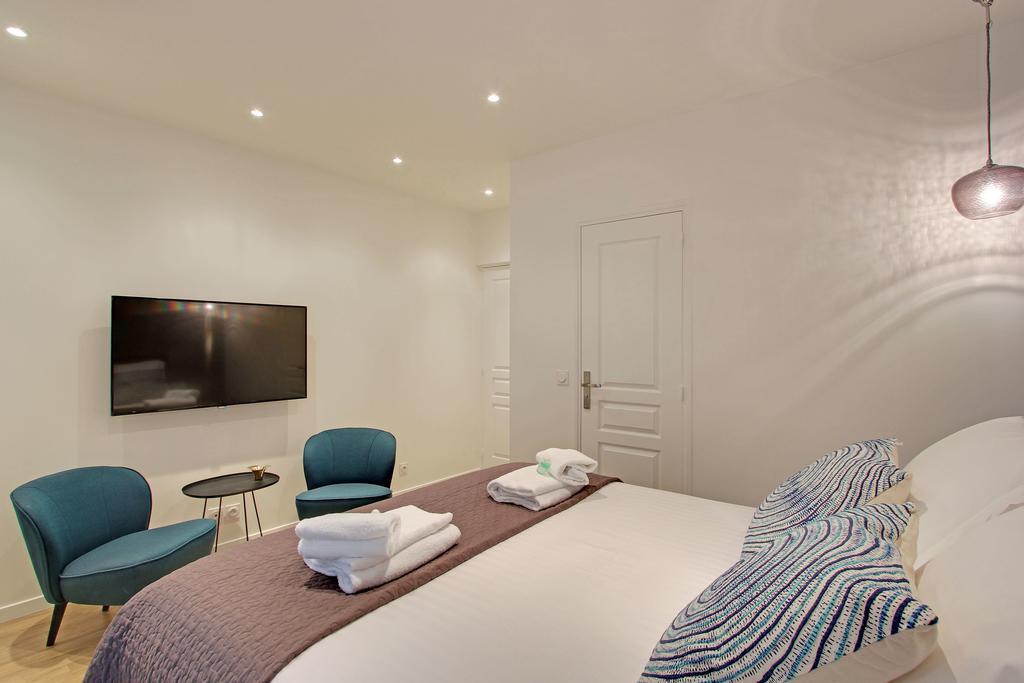 Pick A Flat's In Champs Elysees - Rue Percier * Parigi